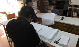 タオルたたみ作業2